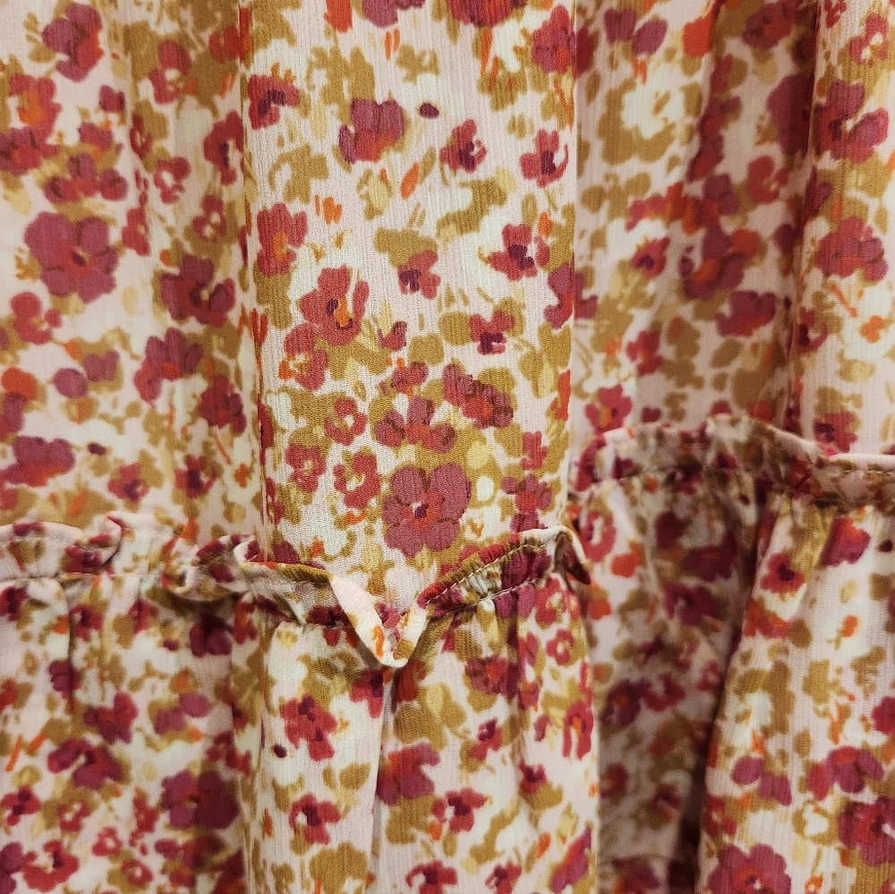 J Crew Floral Chiffon Tiered Mini Skirt in Pink, Red, White Size Medium - Picture 3 of 7